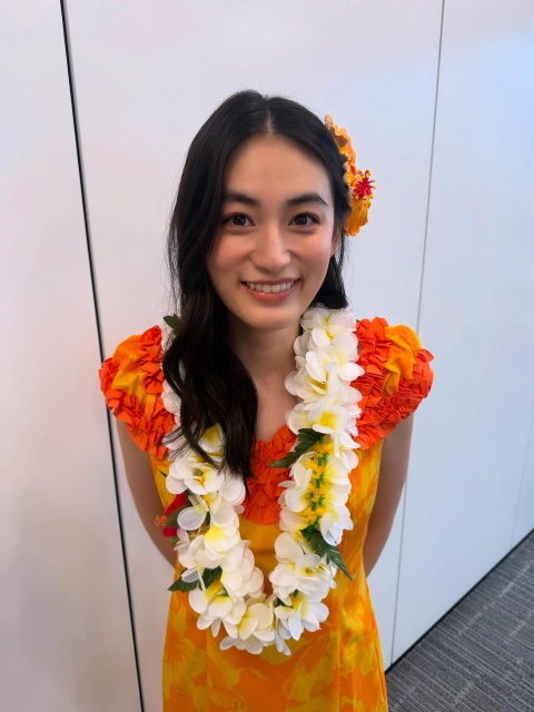 アロハな魅力にファンもキュン!?八木莉可子、新CMオフショで魅せた可愛すぎるスマイルが話題に！