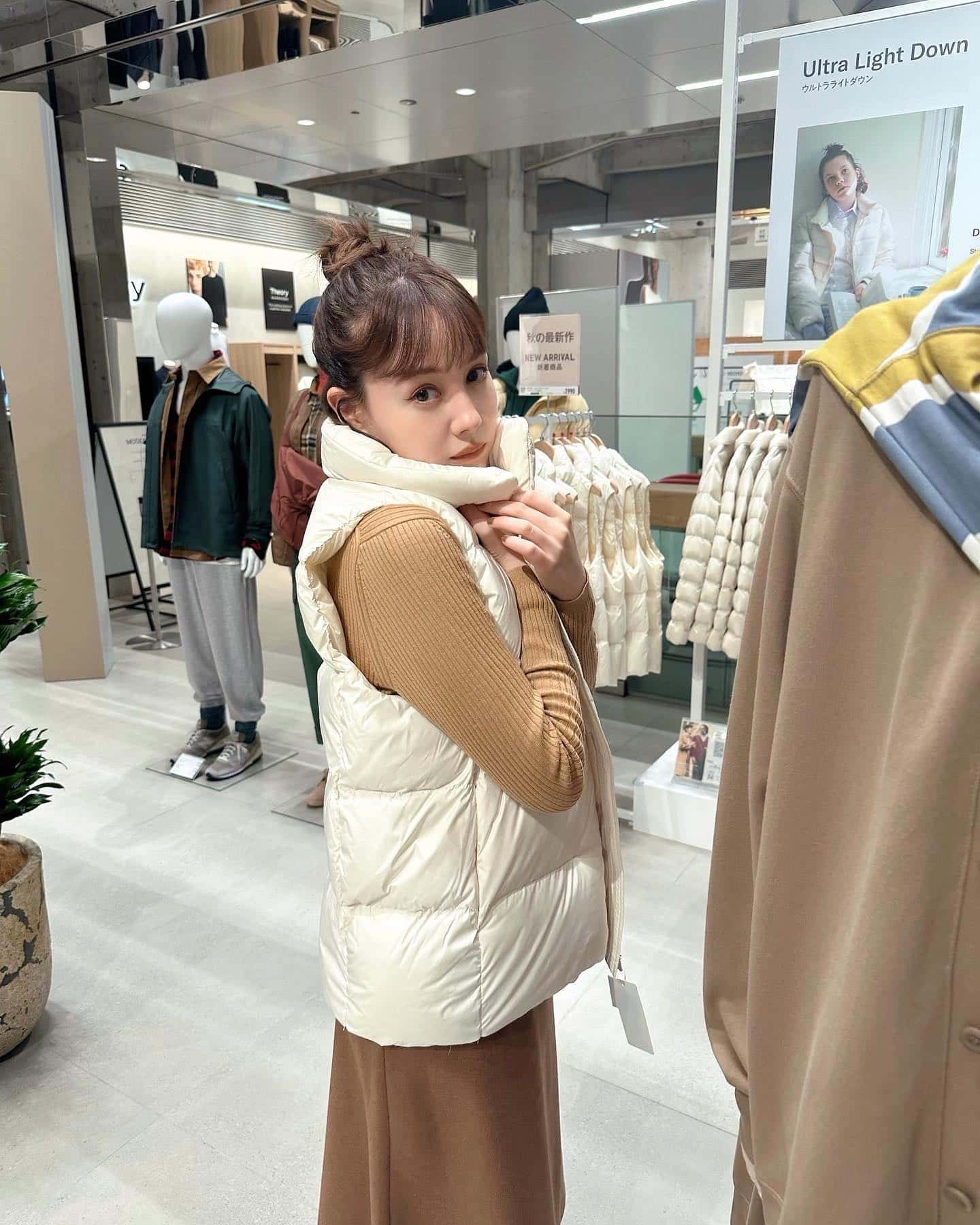 「全身ユニクロ」トリンドル玲奈が秋服披露✨