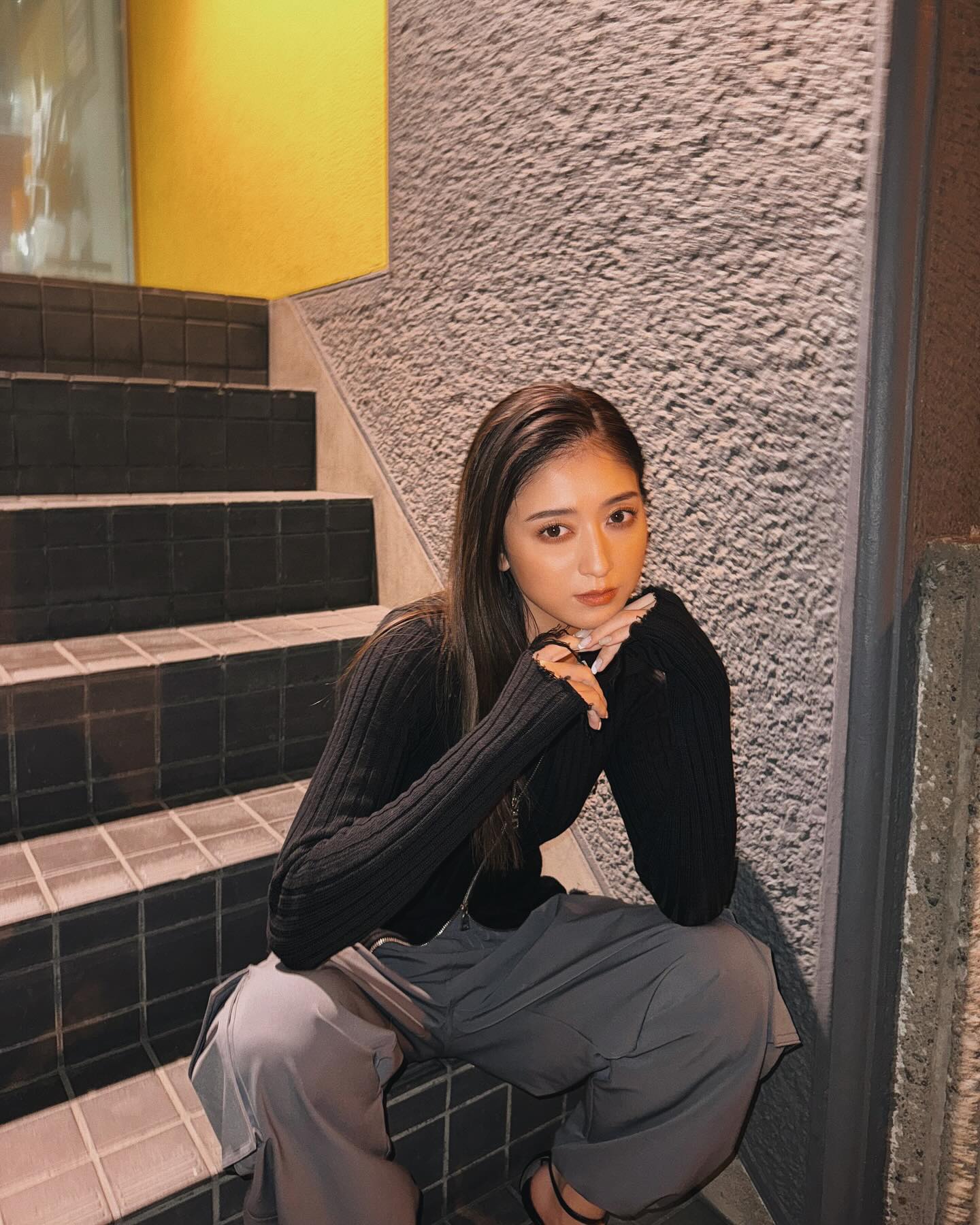 みちょぱがクールな表情でファンを虜に