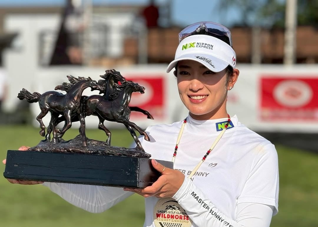 歓喜の女王スマイル！原英莉花、米ツアーでつかんだ“久々の優勝”