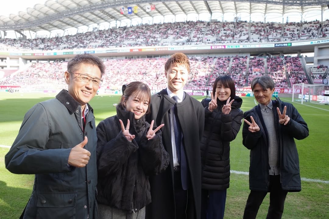 感動が止まらない！中川絵美里が9年ぶりの優勝に湧く鹿島の現場で見せた素顔