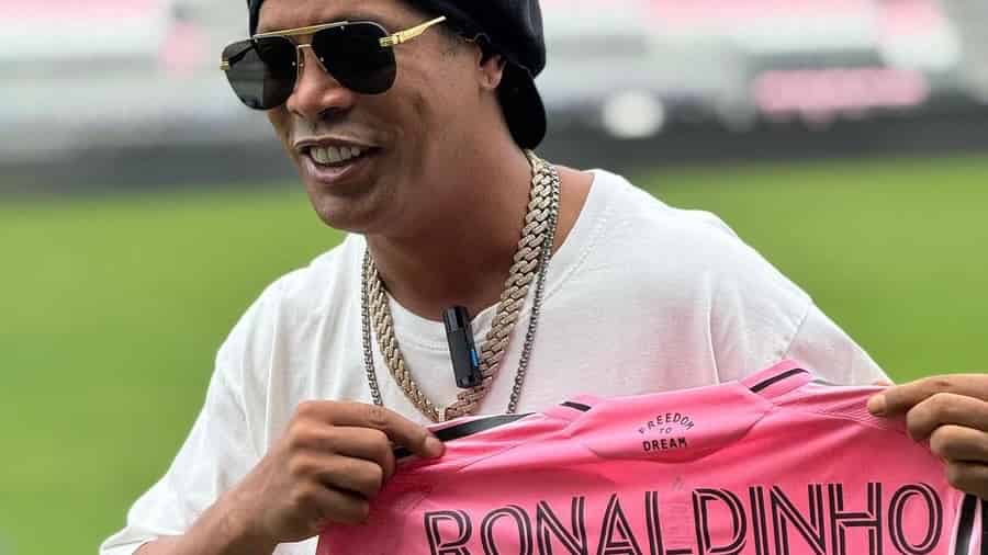 ロナウジーニョ、インテル・マイアミにエール！「ベッカムとメッシに幸運を」