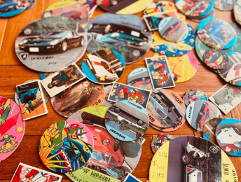 西島秀俊、メンコで童心に帰る！「子供の頃集めていたメンコ」