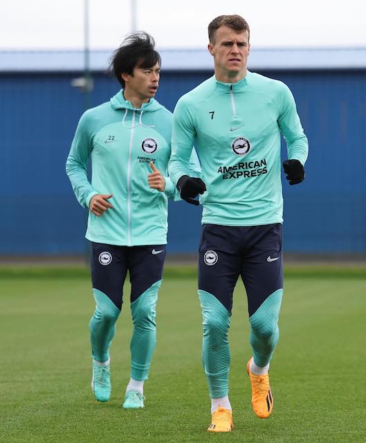 公式戦2連敗中のブライトン、練習中の選手の様子を投稿