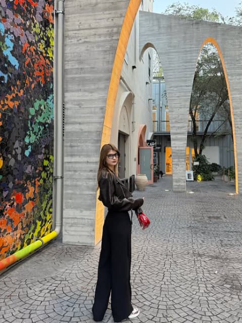 「かっこいいマギー素敵です」マギーのお散歩動画に絶賛の嵐！