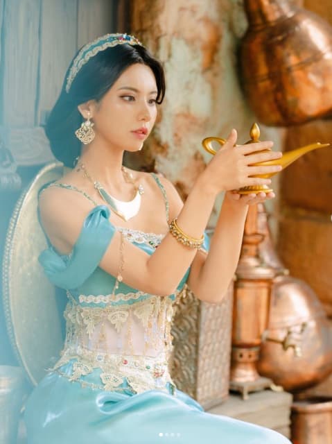 コスプレイヤー えなこ ジャスミンのコスプレを披露！あまりの美しさに驚愕！