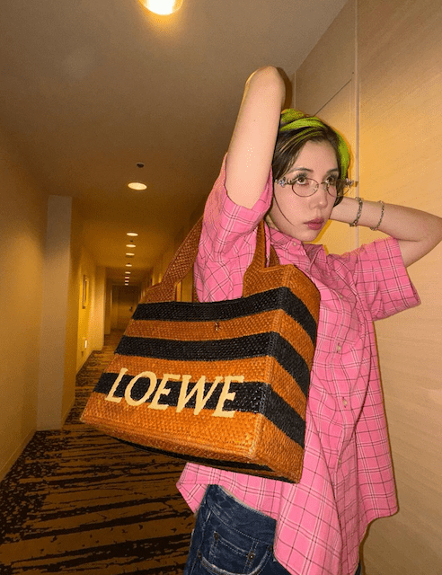 「おしゃれすぎる」仲里依紗が最新ショットを公開！