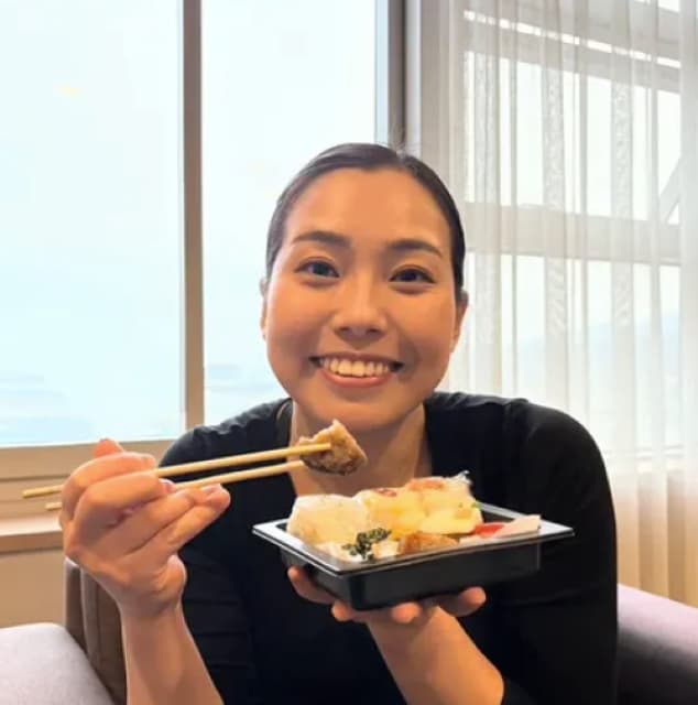 カーリング女子・近江谷杏菜が予選最終戦に向けエネルギーチャージ！