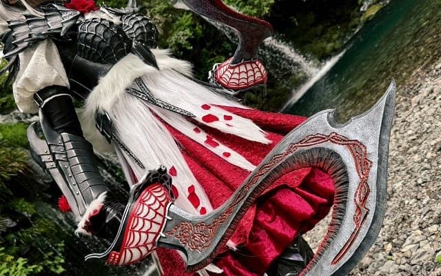 「クオリティーが凄そうだ」人気コスプレイヤー・えなこが”モンハン”衣装の一部を公開！