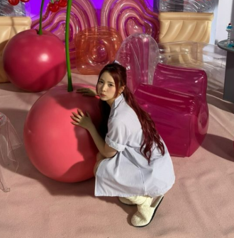 「可愛いの共存？」NiziUメンバーの最新ショットにファン歓喜「好きすぎる」