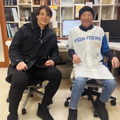 北海道日本ハムファイターズ・山﨑福也　命の恩人と再会し「必ず優勝します」と決意伝える