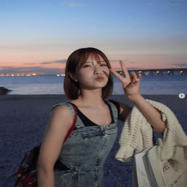 小嶋花梨が残した夏の最後の思い出と、夕暮れ時のパーフェクト癒しショット