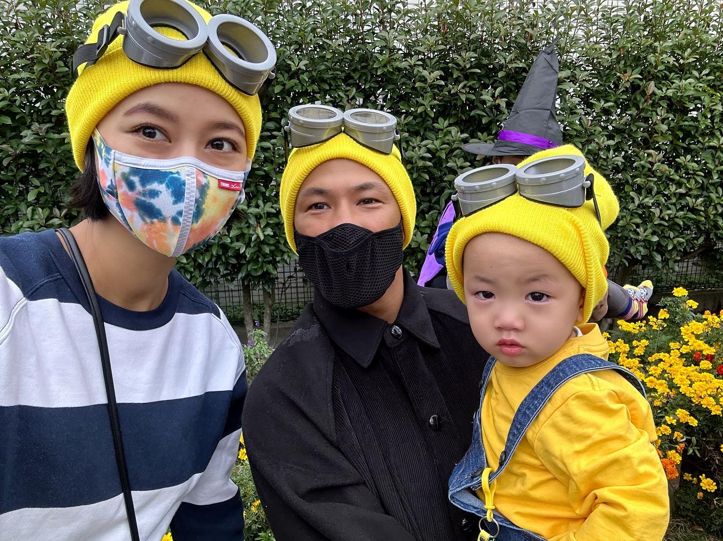 高橋ユウ、家族でミニオンのコスプレ披露✨「皆さん似合ってます！🙌」