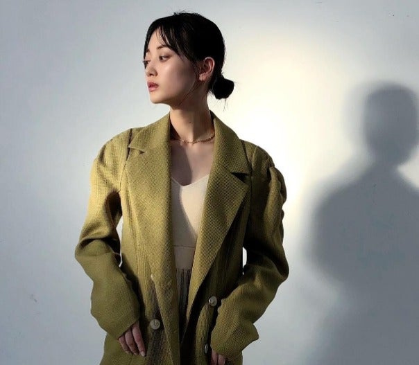 山下美月がクールショットを披露！ファンからいいね殺到💓