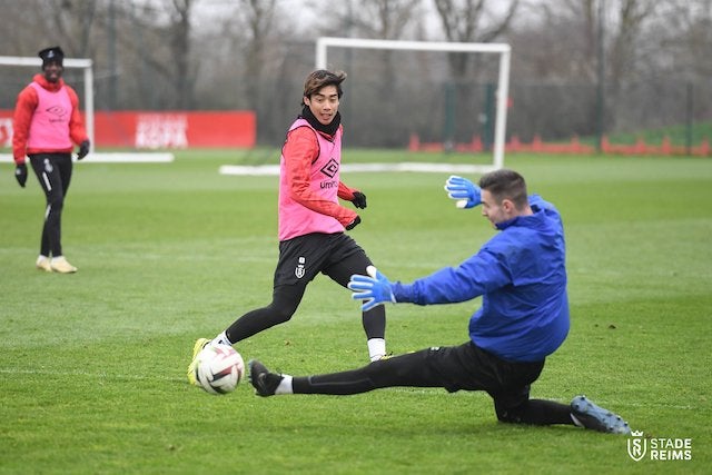 スタッド・ランスが練習風景を公開⚽️伊東純也の元気な姿も⚡️