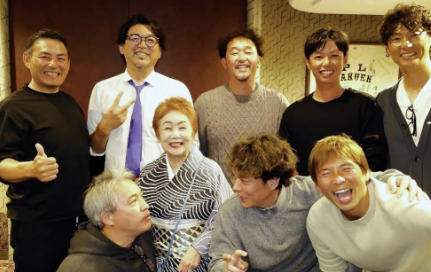 斉藤和巳、恒例ゴルフコンペで野球OBやJリーガーと交流