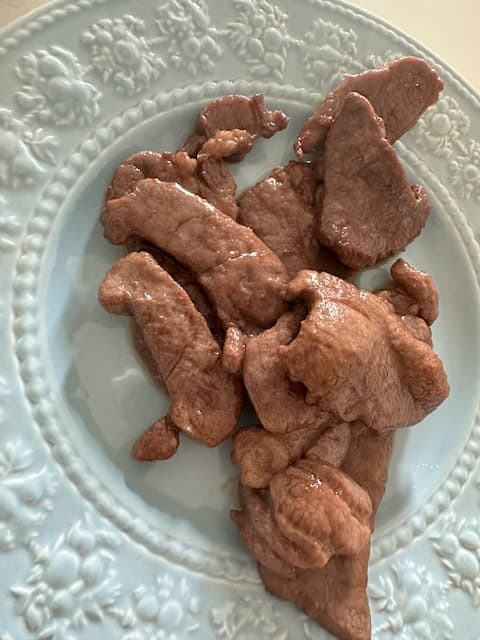 「朝から元気出そう！」あの人気女性タレントの豪華な朝食が話題に！