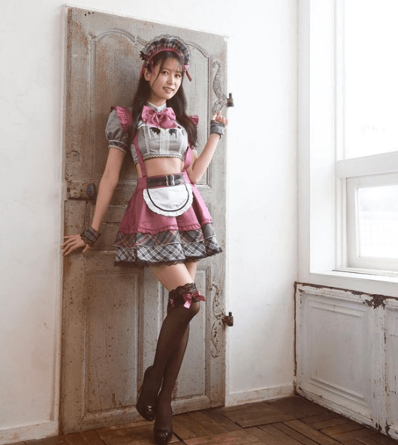 「可愛い過ぎますよ！」美女ダーツプロ・荒井つかさ、乙女度200％のメイドコス披露！ファン一同”フォーリン・ラブ”