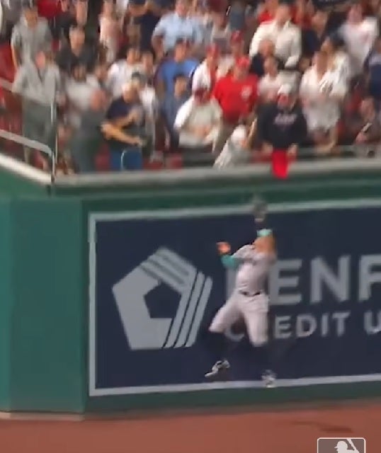 ジャッジの魅力はホームランだけじゃない、強肩と守備力の高さにも注目