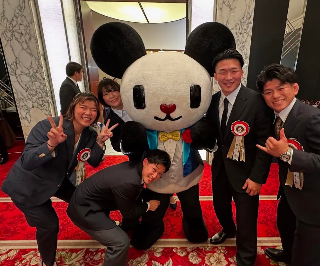 パリ五輪飛び込み銀メダリストの玉井陸斗、"ビッグスポーツ賞特別賞受賞"報告に祝福のコメント続々「おめでとうございます」