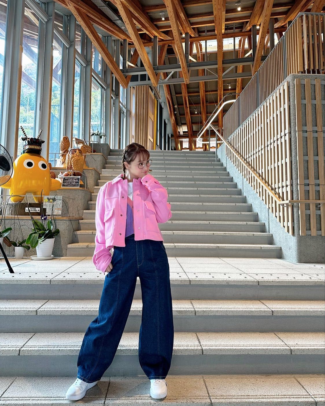 「カッコよ☆」鈴木奈々が山梨で決めポーズ✨