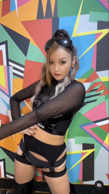 「セクシーからセクシーへ」渡辺加苗変身シリーズにファン悶絶⁉