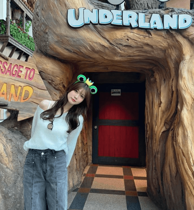 「カエルめるちゃん可愛すぎ」生見愛瑠（めるる）、オフのトラベルフォトがキュートだと話題に！