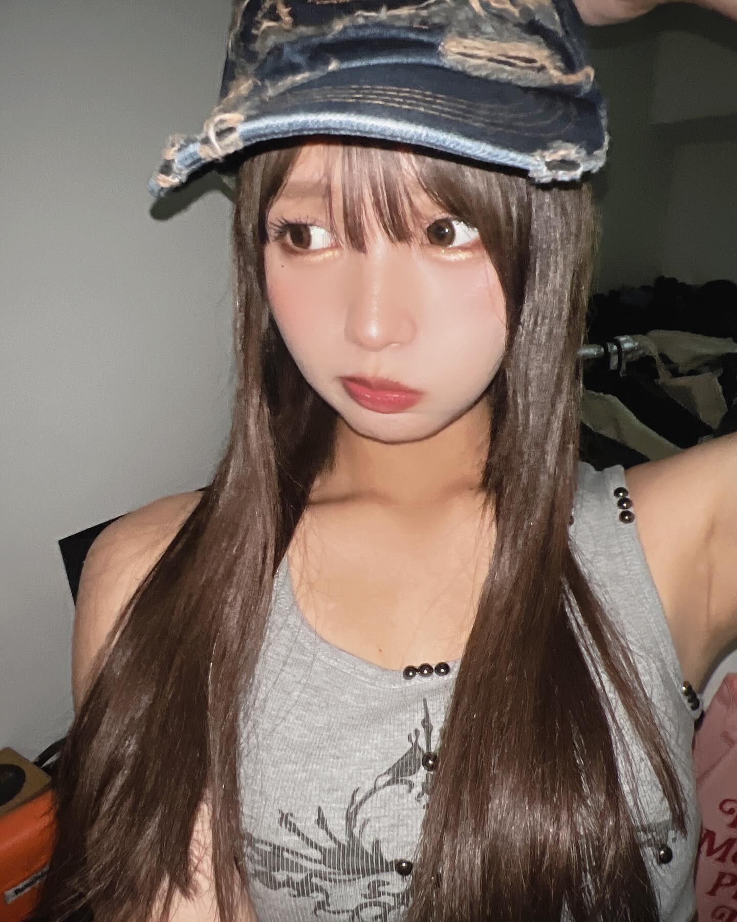 「ギャップがすごい」人気女性YouTuberが最新ショット公開