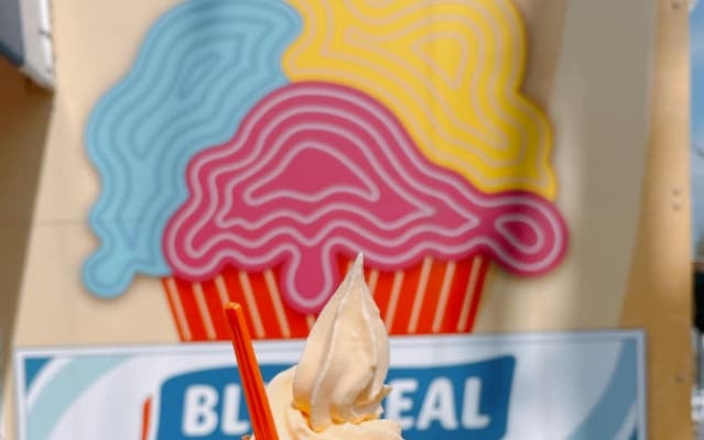 「完全に食べすぎた」相楽伊織が撮影終わりの沖縄でグルメを満喫！