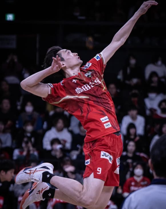 男子バレー・高梨健太が28歳の誕生日を迎える「幸せな1日になりました！」