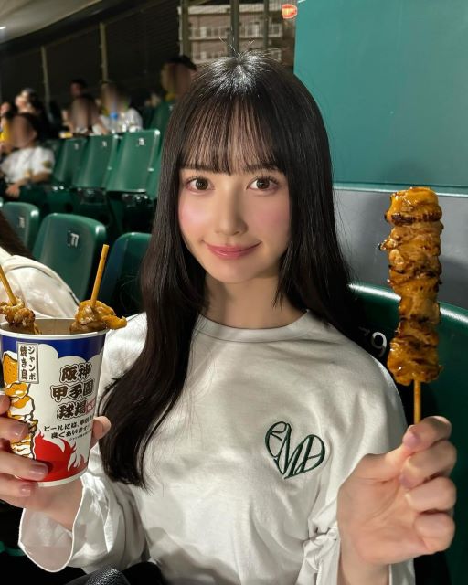 NMB・山本望叶「人生初◯◯観戦」を笑顔で満喫！