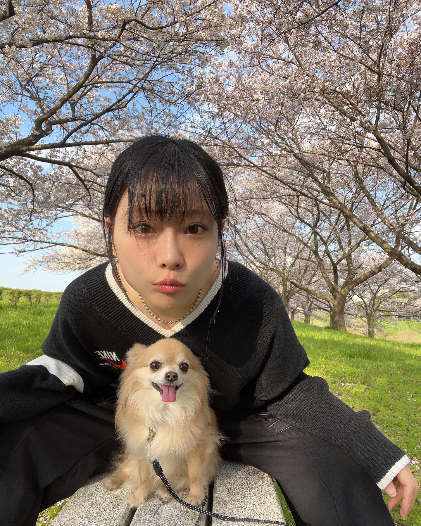 重盛さと美、「可愛すぎる❤️」愛犬とのツーショット披露✨