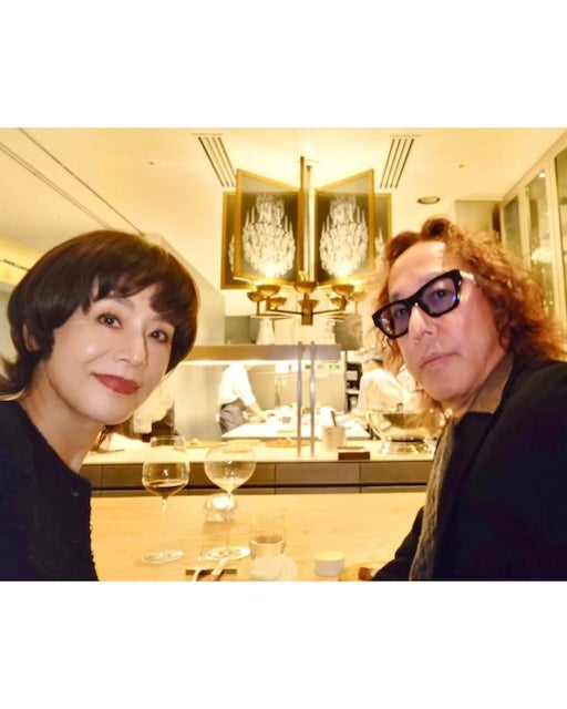 69歳になった女優・大地真央　変わらぬ美貌で１２歳年下夫と誕生日ツーショット！