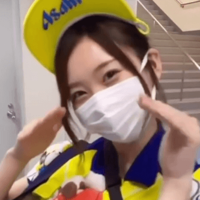 「可愛すぎる」ビール売り子モデル、“おいでおいで・モーション”にファン乾杯＆完敗モード！「全部買うよ！」