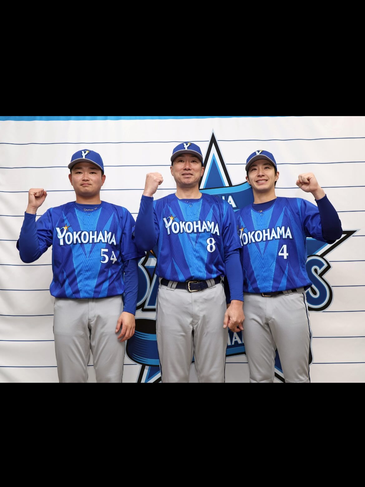 カッコいい‼︎ 渡会隆輝が新ビジターユニ姿を公開