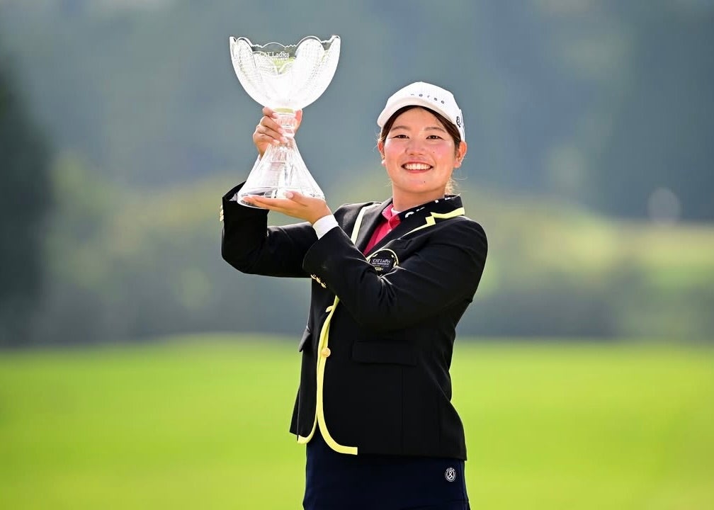 女子プロゴルファー櫻井心那、感涙のV5「支えがあってここまで来られた」