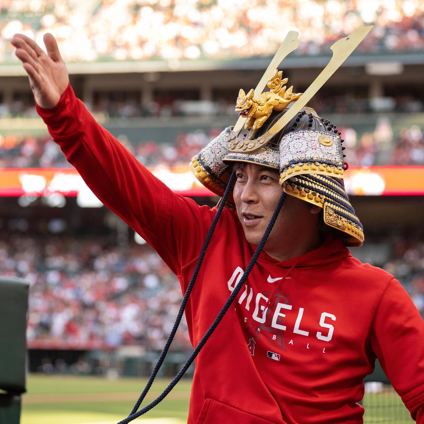 大谷の代理⁉︎兜パフォーマンスに注目集まる👀✨