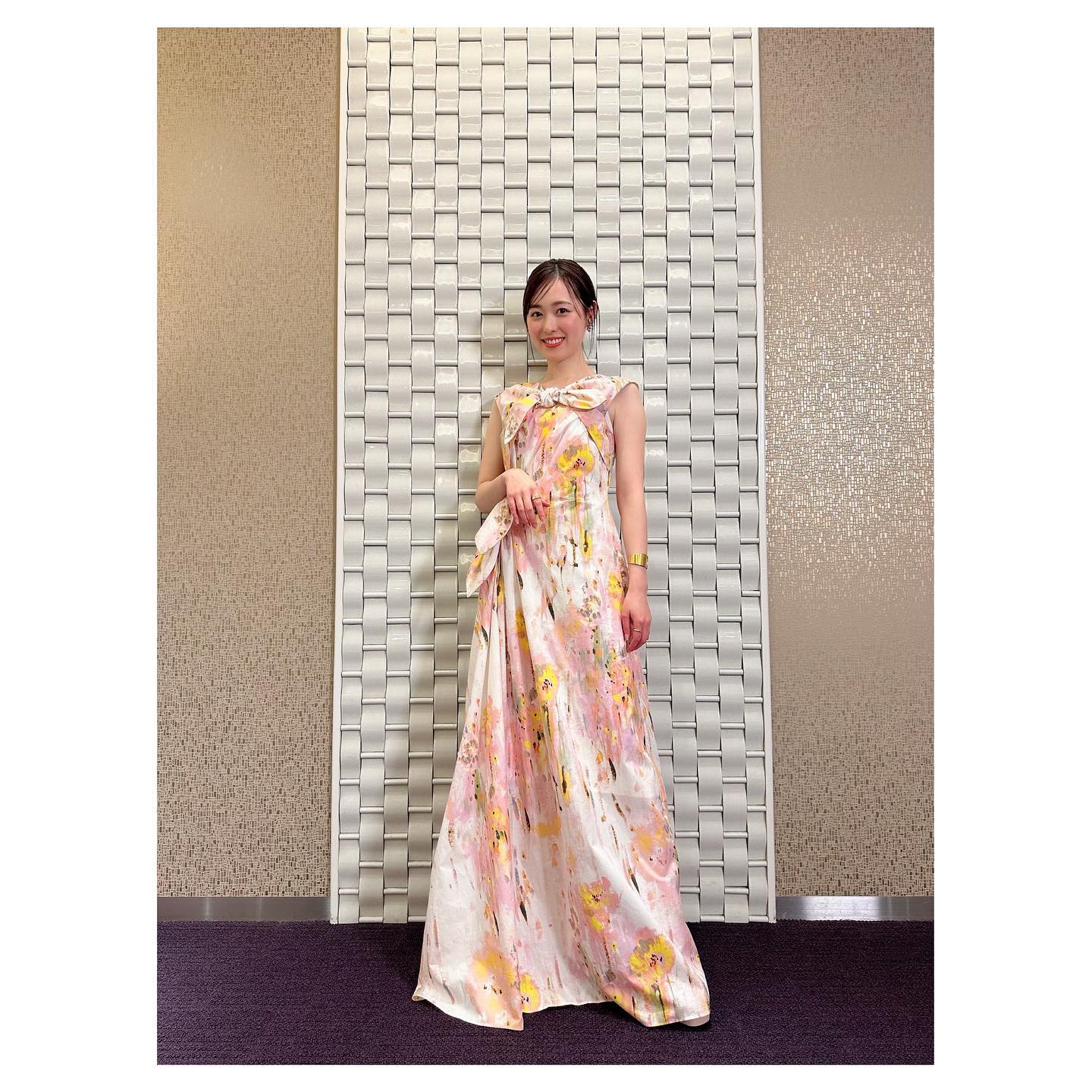 福原遥 ロングワンピースの姿を披露！美しすぎる...と話題に👀✨