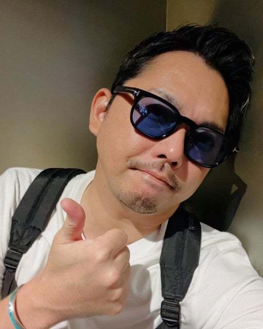 今井翼、寿司でエネルギー満タン。サングラス越しに漂う大人の余裕と旅立ちの風格