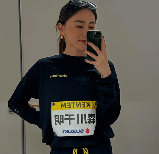 「サングラスがスーパー似合ってます」元陸上選手の美女、静岡マラソンに出場！全力ラン＆コース外ショットにファン歓喜