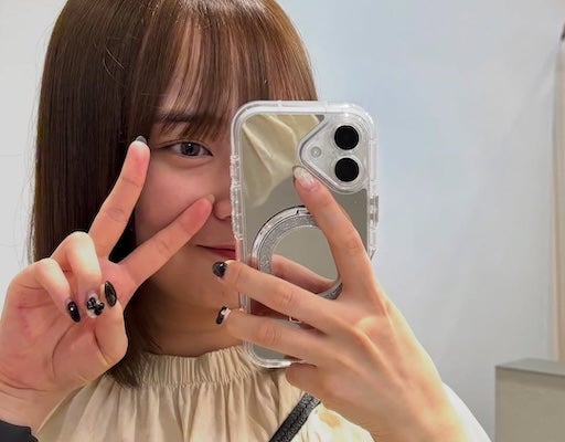 「今回はオリーブっぽい髪色！」元乃木坂46・鈴木絢音、新しい髪色を披露