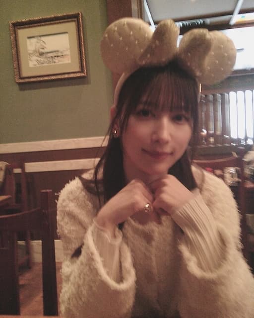 「いかがお過ごしですか」グラドル・雪平莉左のディズニーオフショットにファンからコメント続々