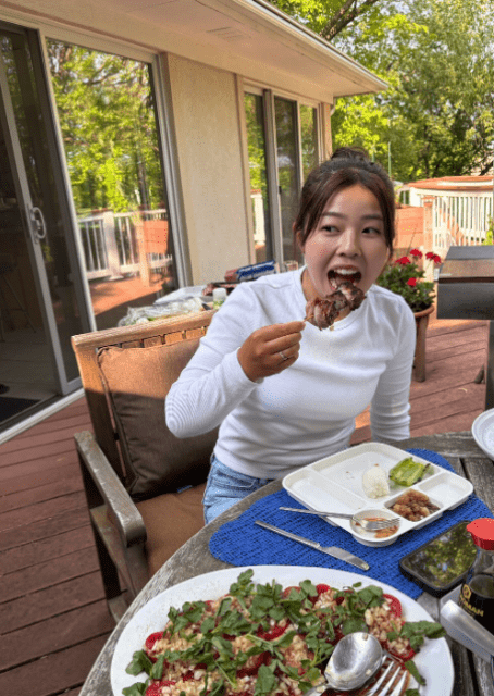 女子ゴルフ・山下美夢有、BBQショットをインスタ公開！わんぱくな姿が可愛いと話題に