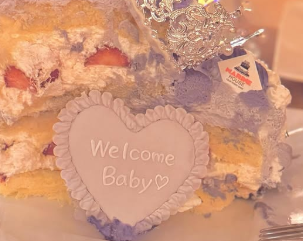 宇野実彩子が“Welcome Babyケーキ”で祝福される！ファンもエールを送った温かな瞬間とは？