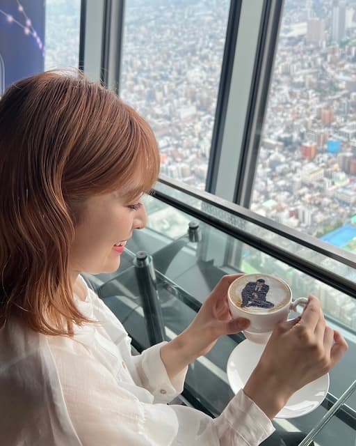 「コナン大好きなのがすごく伝わってきます！」優希美青、“コナンの飲み物”を堪能