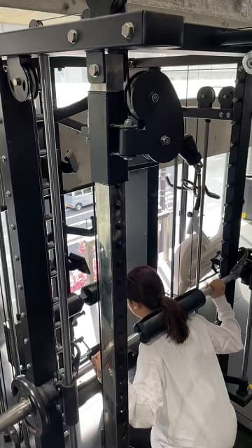 テレ朝・林美沙希アナが春らしくお花見しながらトレーニング！ストイックな姿を投稿