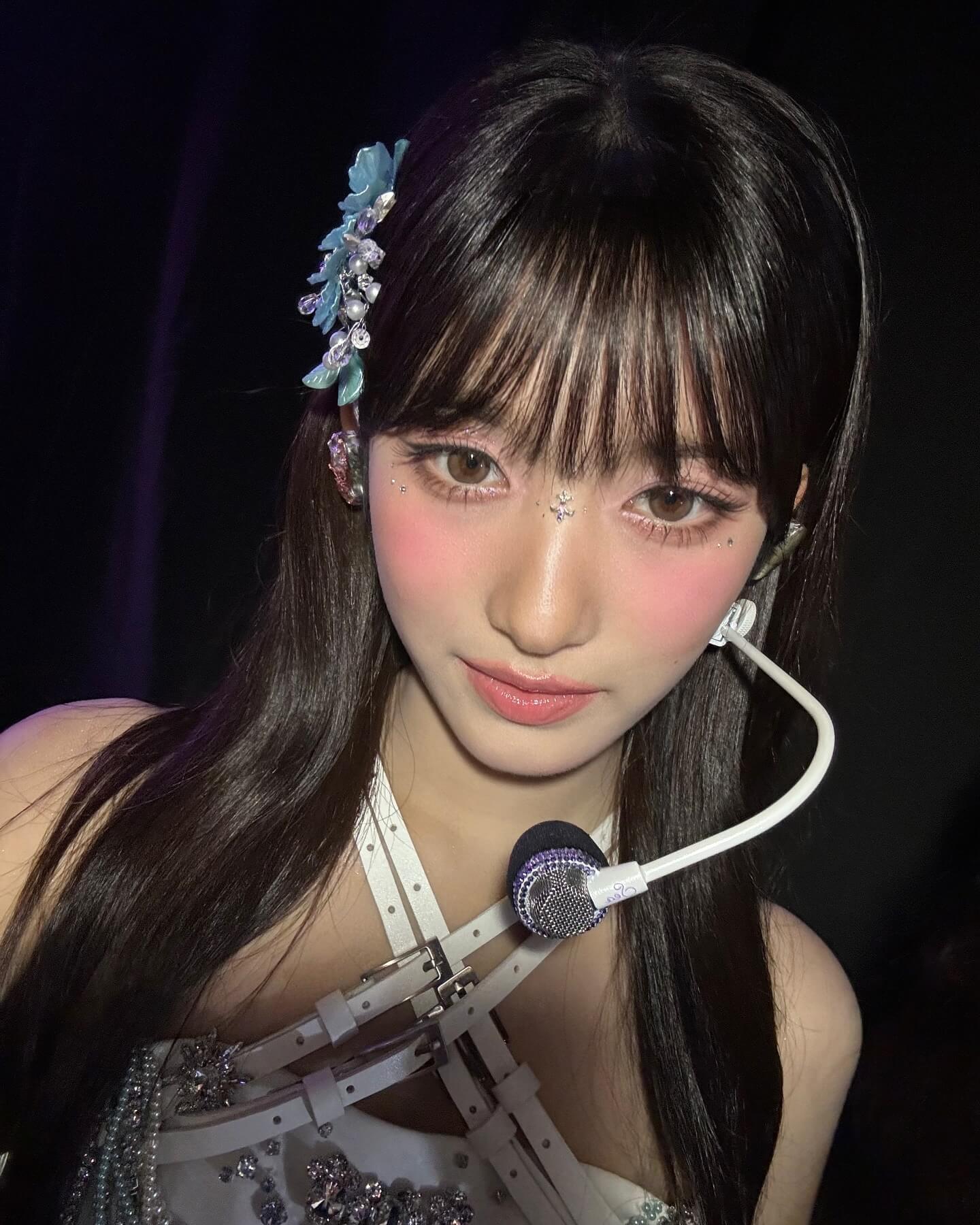 ive イソ メイク途中でも十分可愛い…」IVE・イソが可愛すぎる姿を大公開