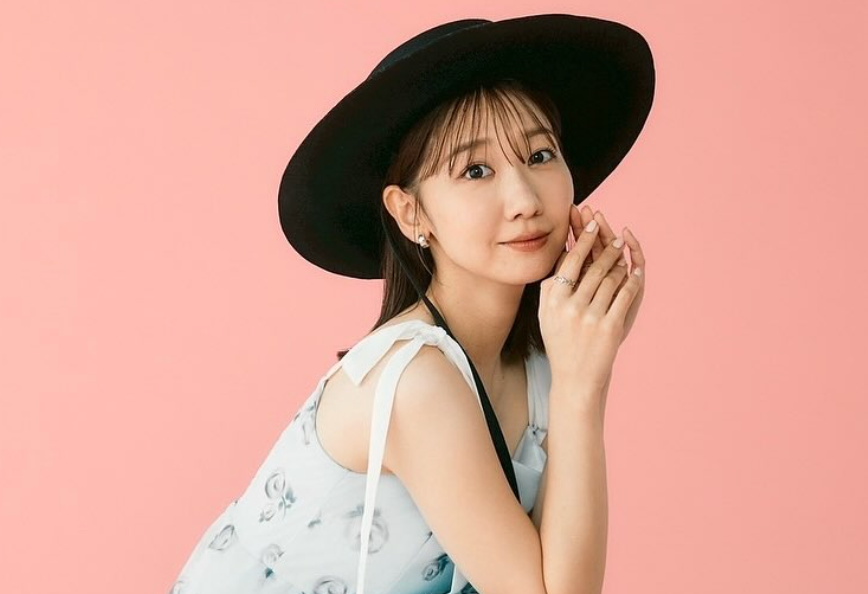 「可愛すぎ」柏木由紀、FC新ビジュアルで“ゆきりん感”全開の姿披露