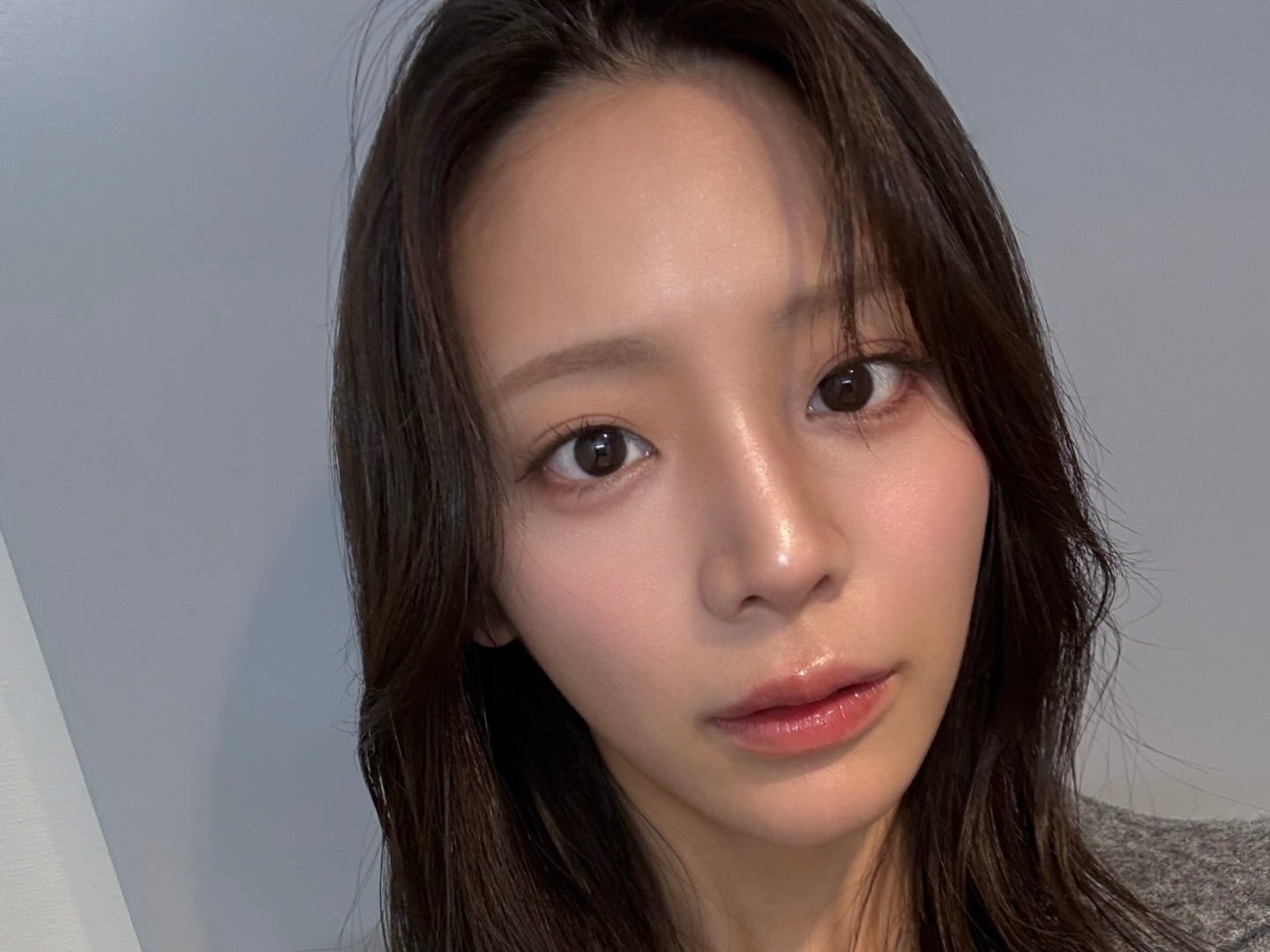 ”美人”すぎると話題　貴島明日香、素顔に近い表情を披露　落ち着いた雰囲気が話題