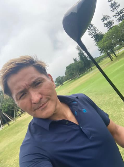 「ミスター阪神掛布さんとドラコン勝負。」スリムクラブ真栄田がゴルフで対決！